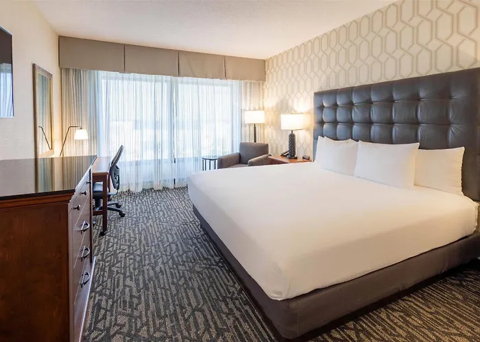 Drury Plaza Hotel St. Louis Chesterfield